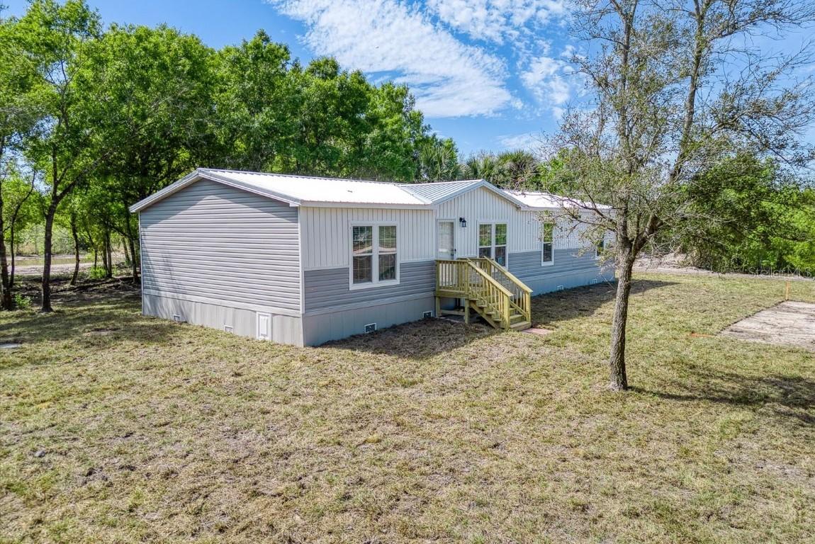 18928 NW 242nd St., Okeechobee, FL 34972