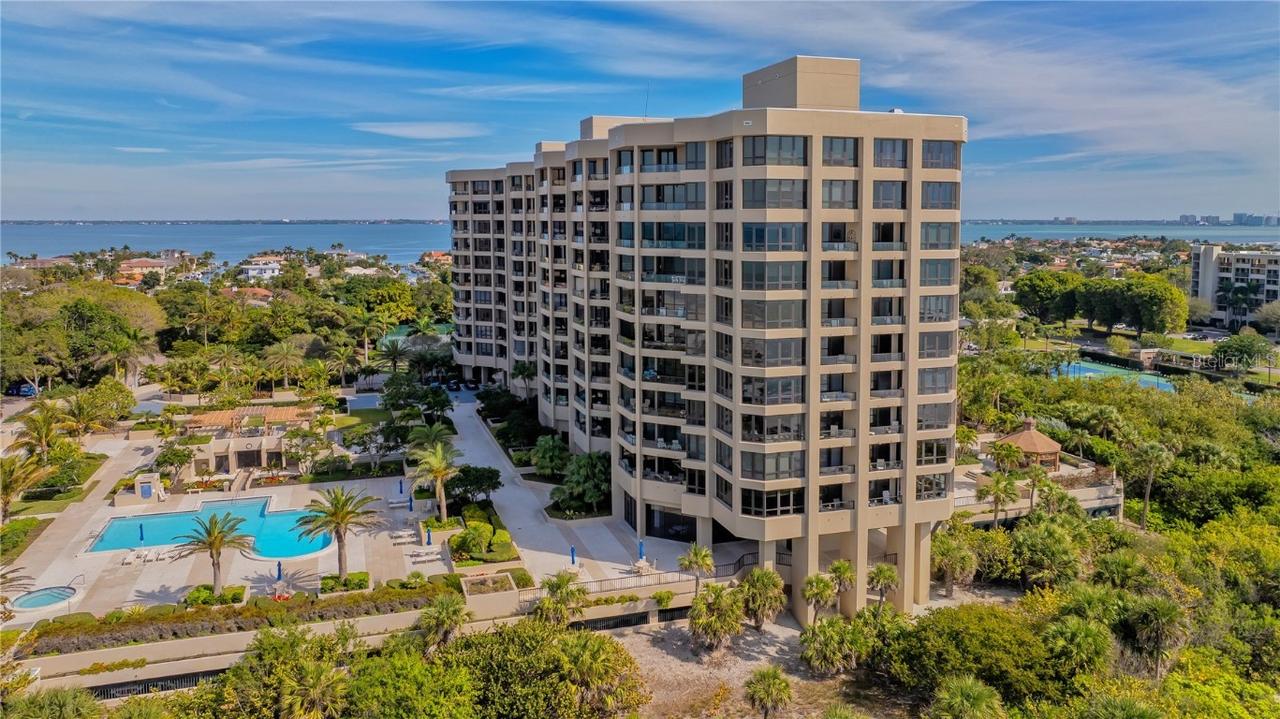 1211 Gulf Of Mexico Dr. #211, Longboat Key, FL 34228
