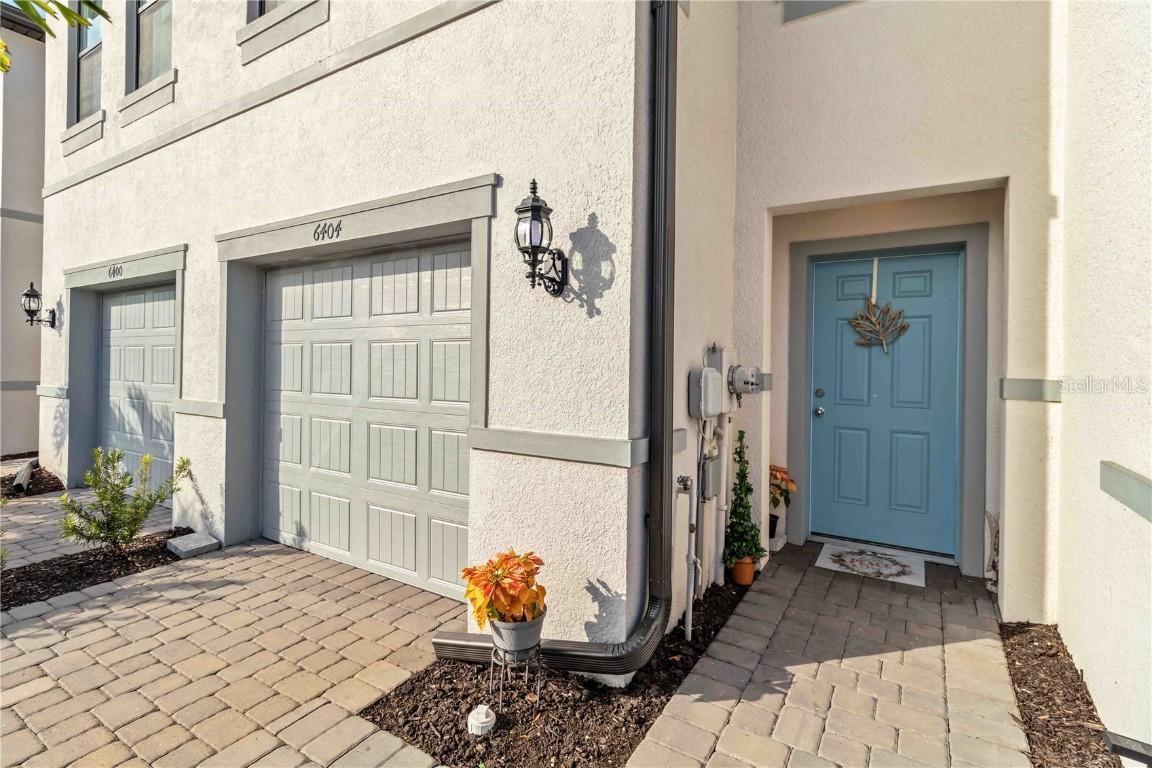 6404 Silverstar Dr., Sarasota, FL 34240