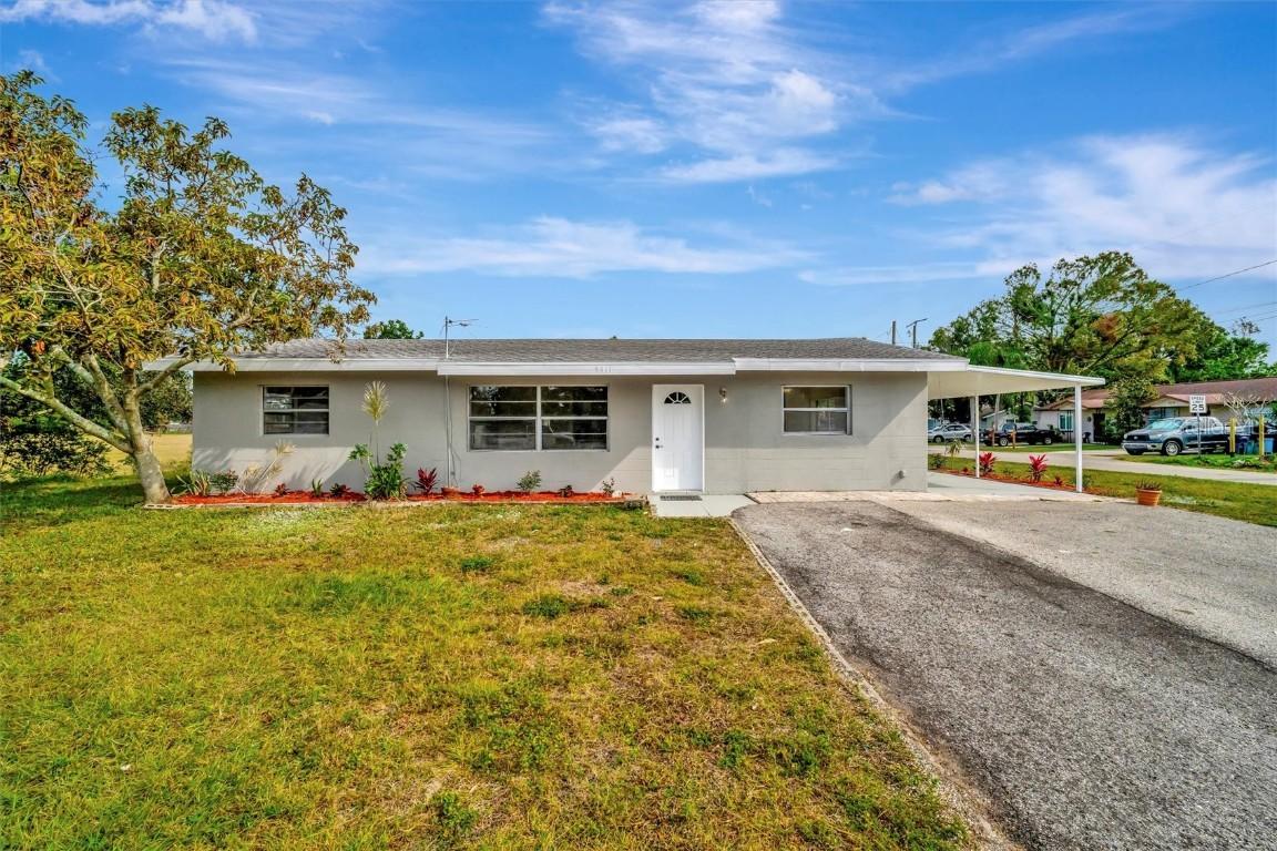 5411 16th St., Bradenton, FL 34207