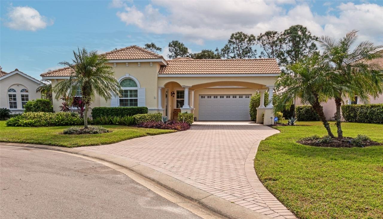 5086 Faberge Pl., Sarasota, FL 34233