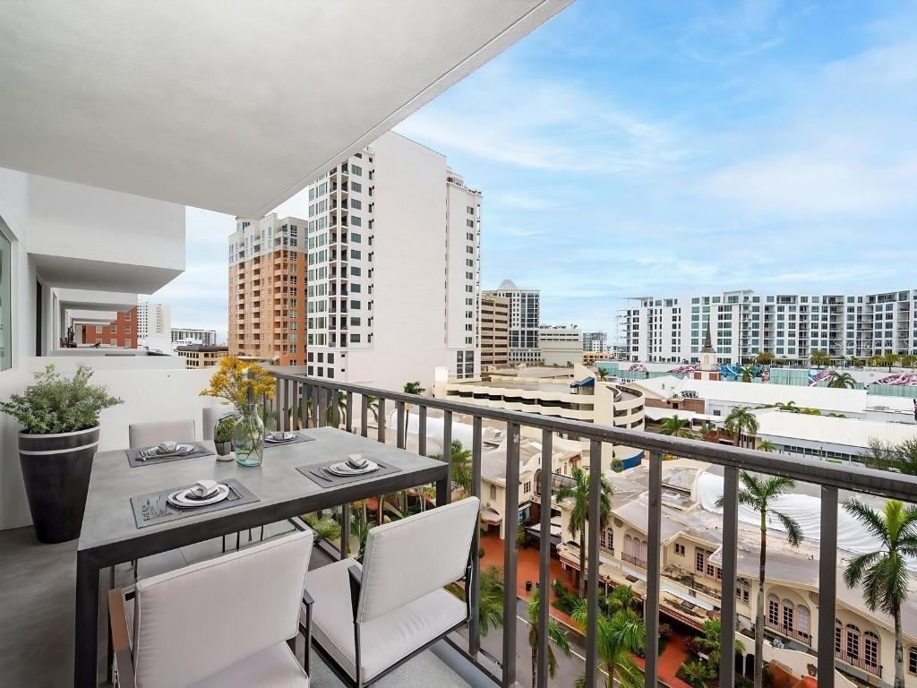 101 S Gulfstream Ave. #10E, Sarasota, FL 34236