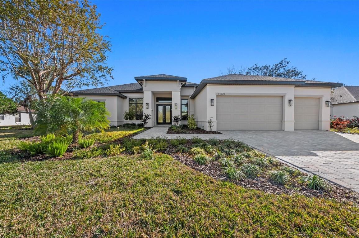 11323 Rivers Bluff Cir., Lakewood Ranch, FL 34202