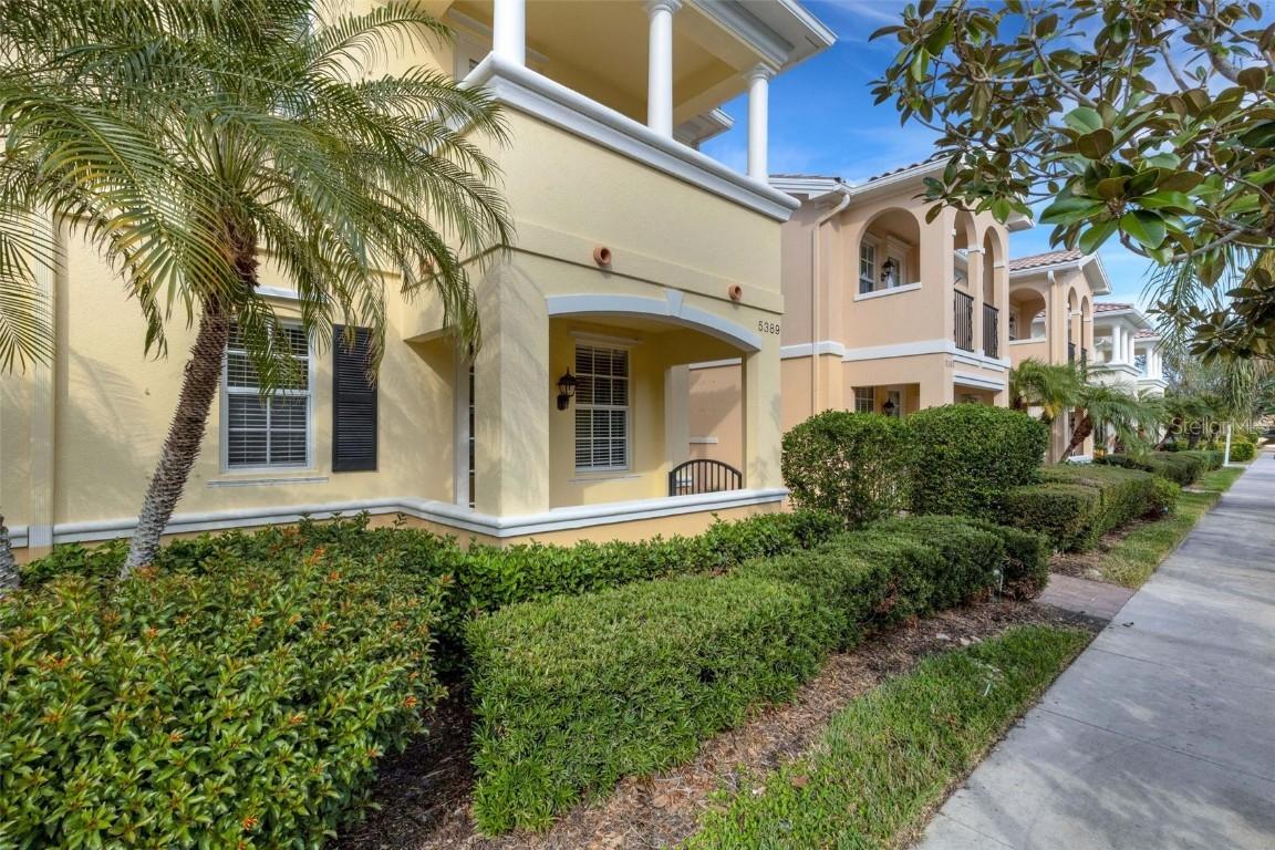 5389 Eliseo St., Sarasota, FL 34238