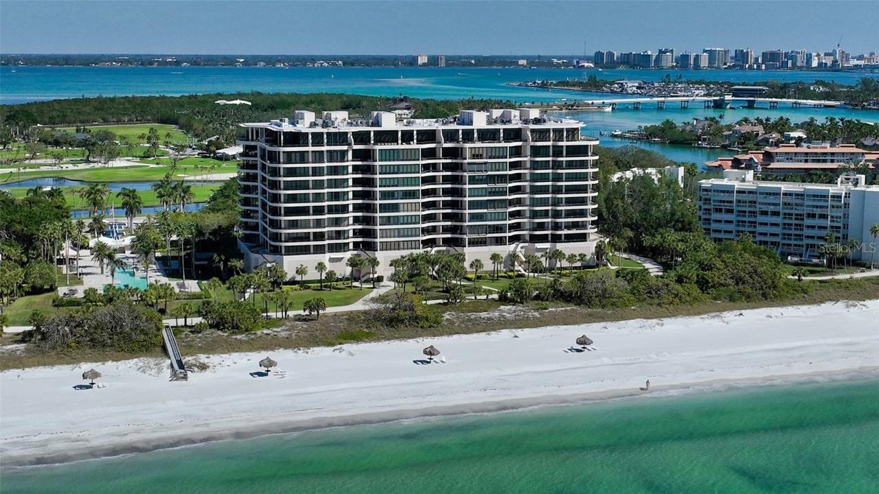 415 L Ambiance Dr. #C204, Longboat Key, FL 34228