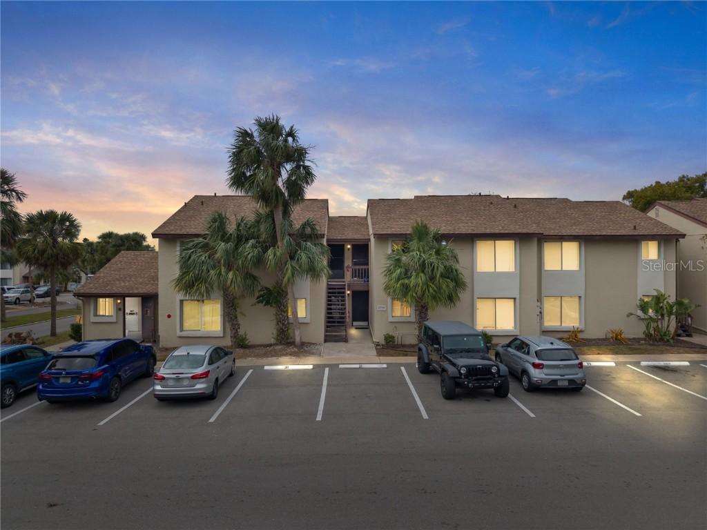 2741 Hidden Lake Blvd. #D, Sarasota, FL 34237