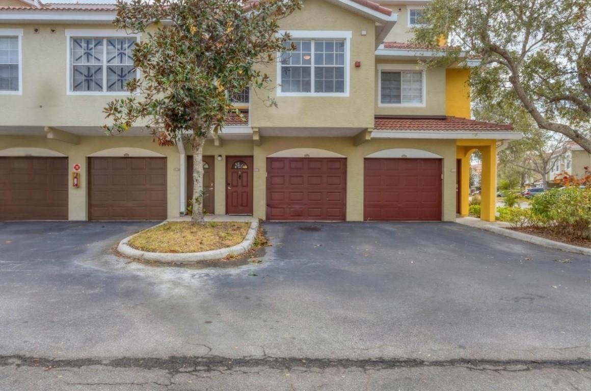 5700 Bentgrass Dr. #16-211, Sarasota, FL 34235