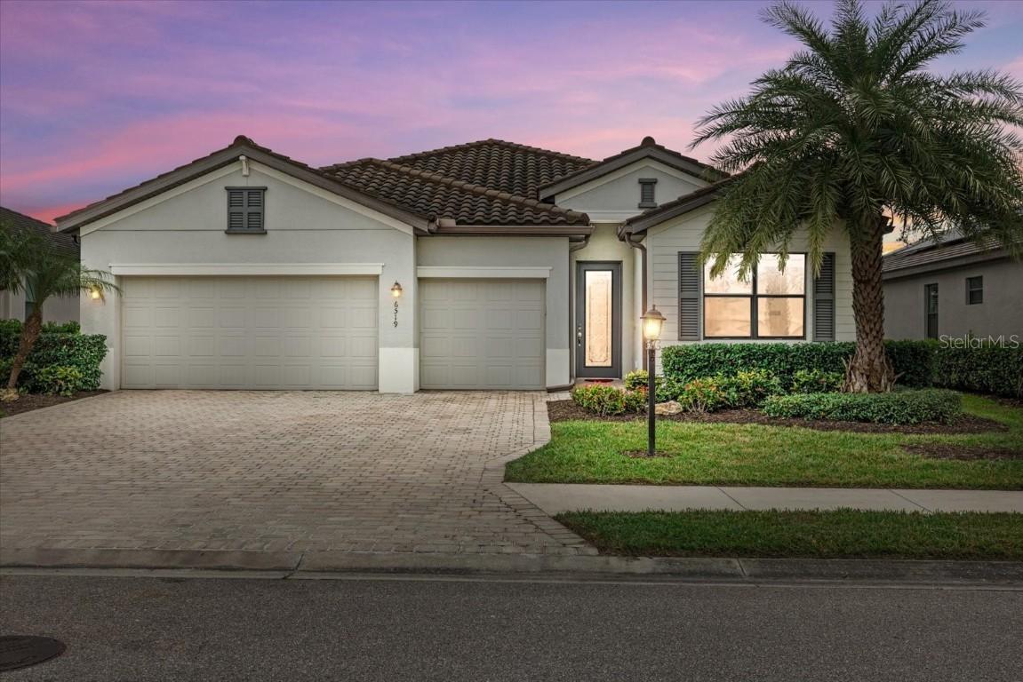 6519 Rosehill Farm Run, Bradenton, FL 34211