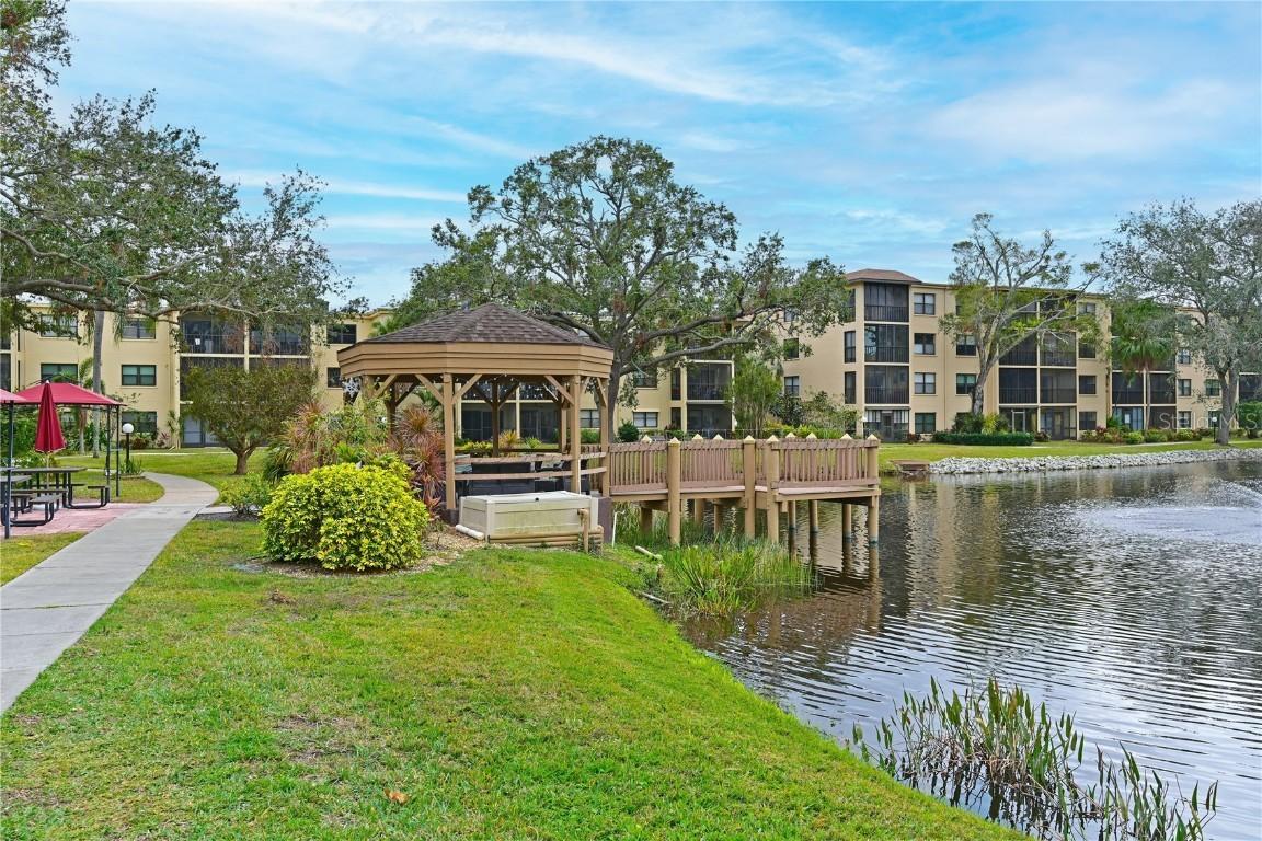 425 30th Ave. #C102, Bradenton, FL 34205