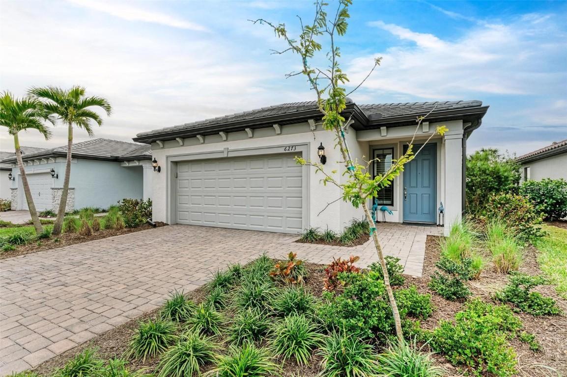 6273 Winding Pine Dr., Nokomis, FL 34275