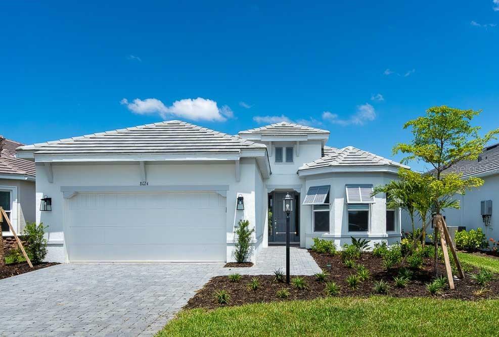 8024 Moonbeam Ave., Sarasota, FL 34241