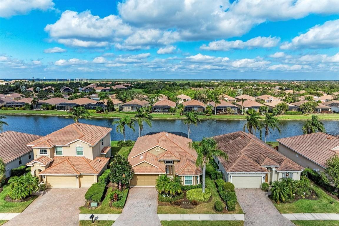 136 River Enclave Ct., Bradenton, FL 34212