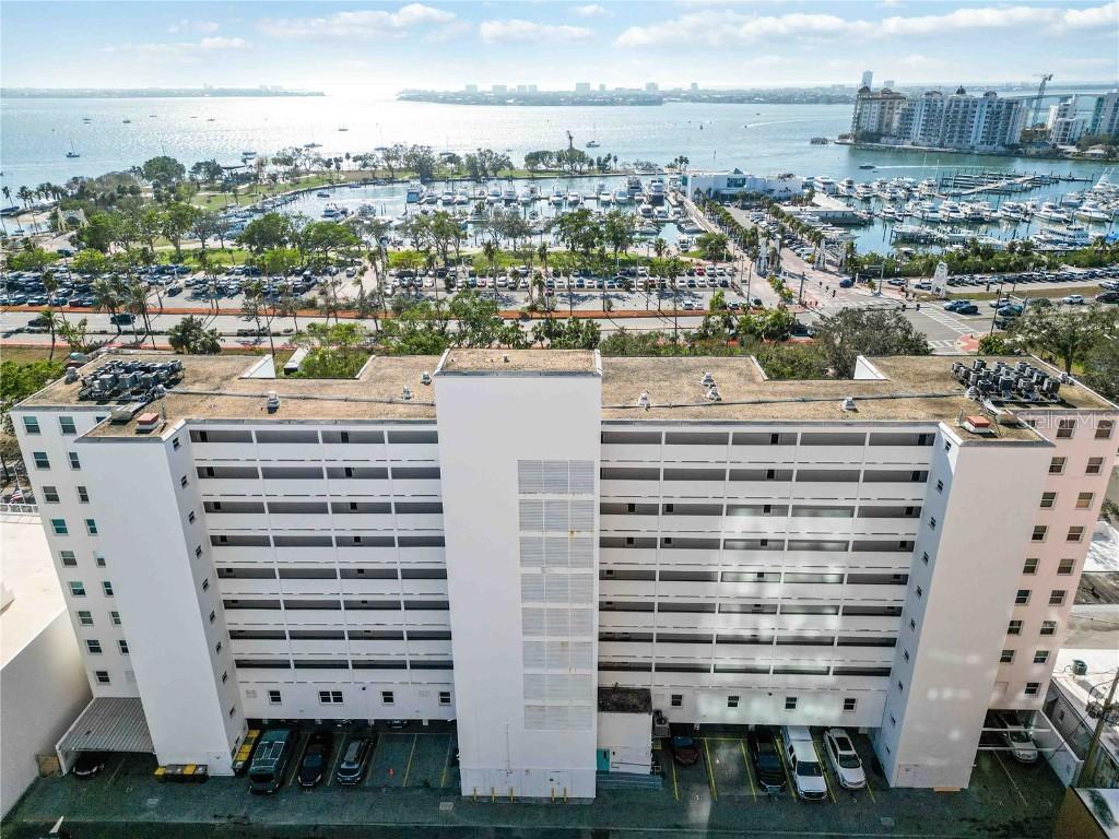 33 S Gulfstream Ave. #808, Sarasota, FL 34236