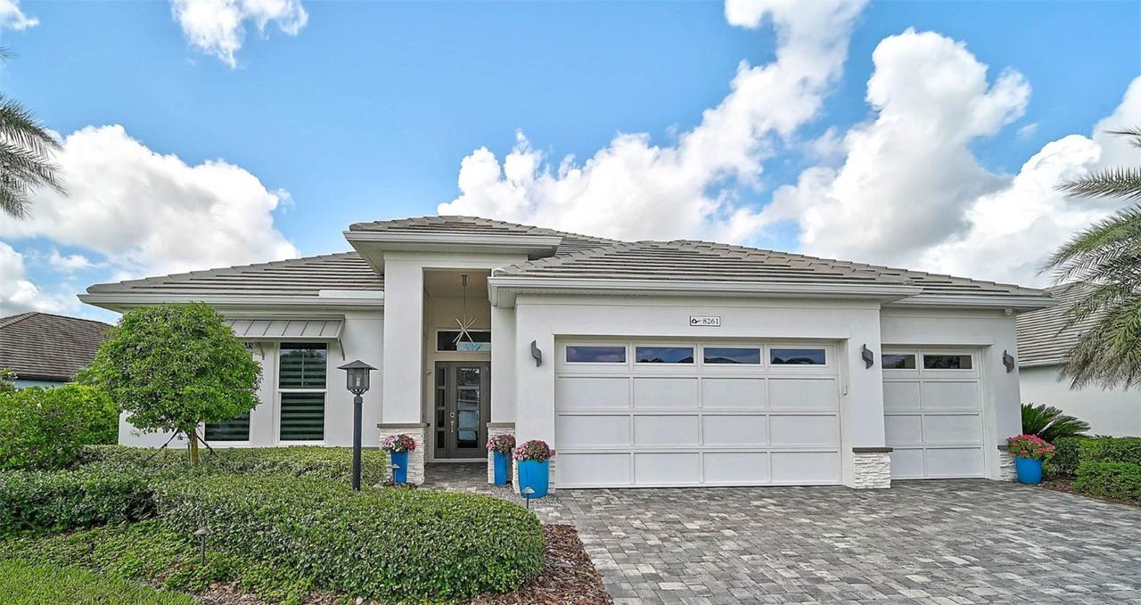 8261 Grande Shores Dr., Sarasota, FL 34240