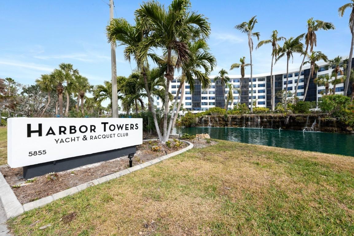 5855 Midnight Pass Rd. #520, Sarasota, FL 34242