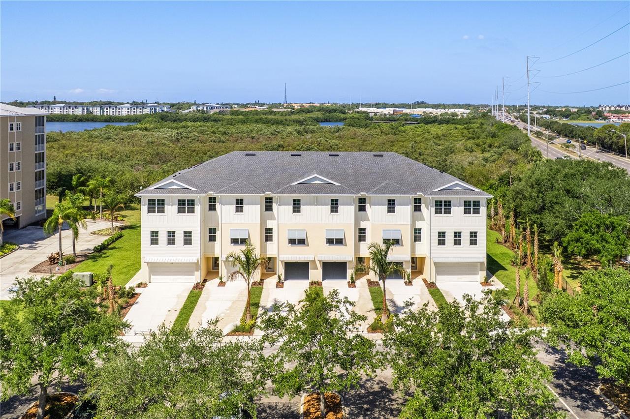 7318 Marathon Dr., Seminole, FL 33777