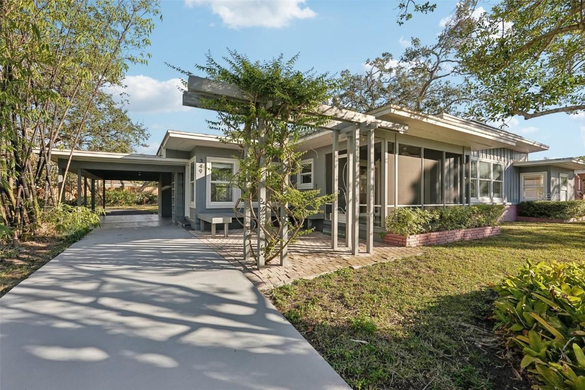 349 Scott Ave., Sarasota, FL 34243