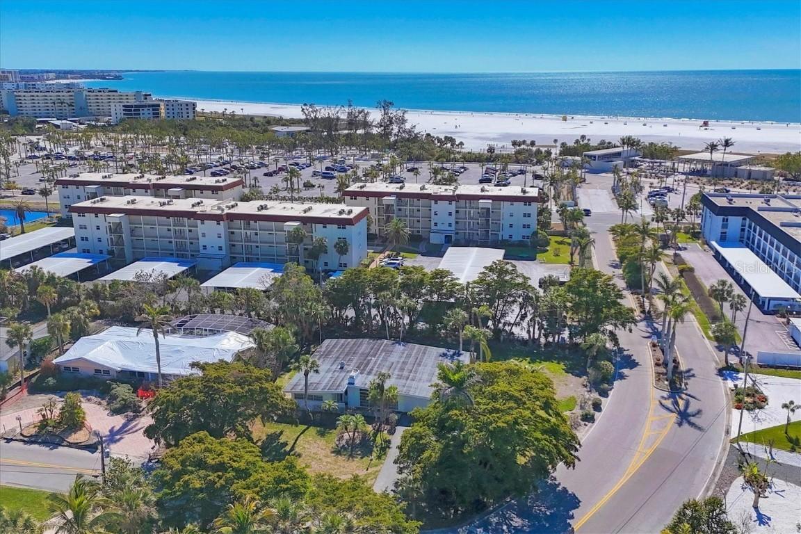 5602 Cape Leyte Dr., Sarasota, FL 34242