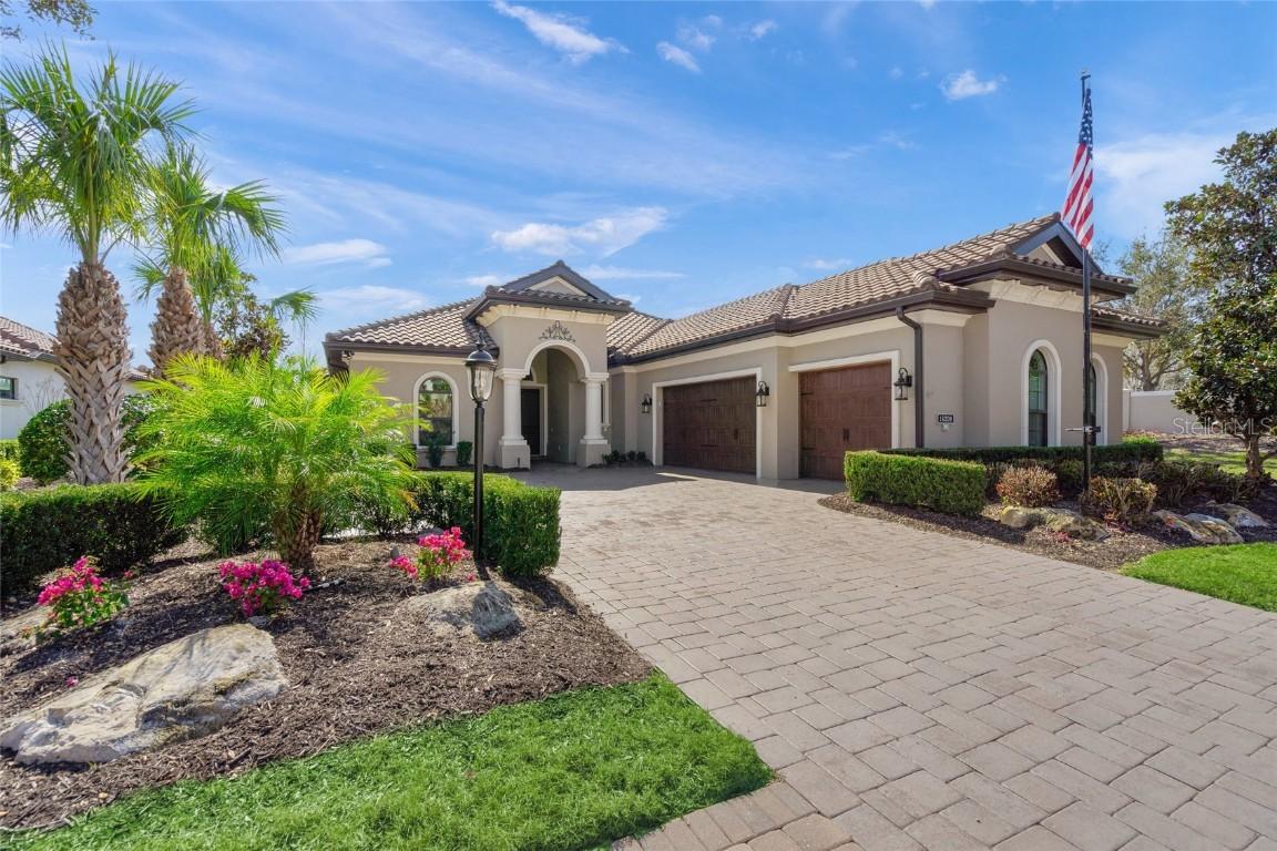 14208 Woodhall Pl., Bradenton, FL 34202