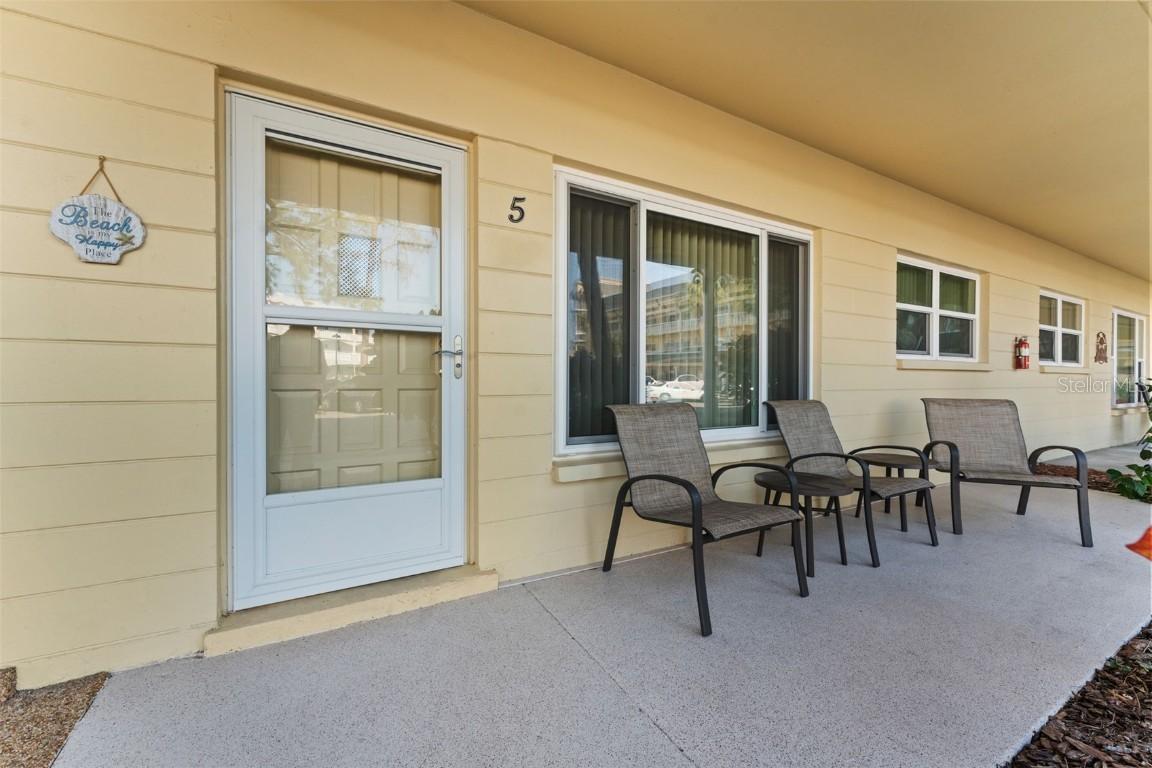 2459 Franciscan Dr. #5, Clearwater, FL 33763