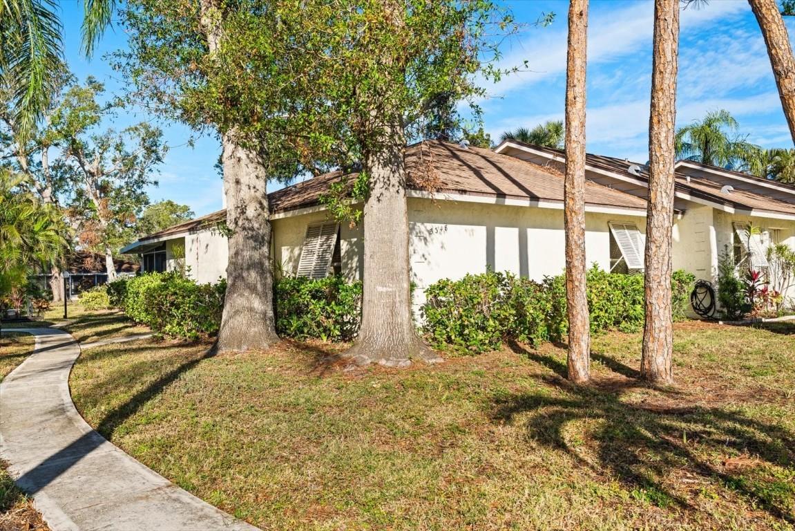 5348 Royal Palm Ave., Sarasota, FL 34234