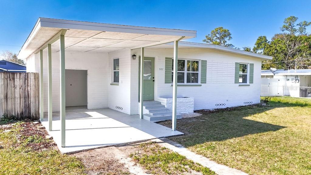 907 2nd St., Port Orange, FL 32129