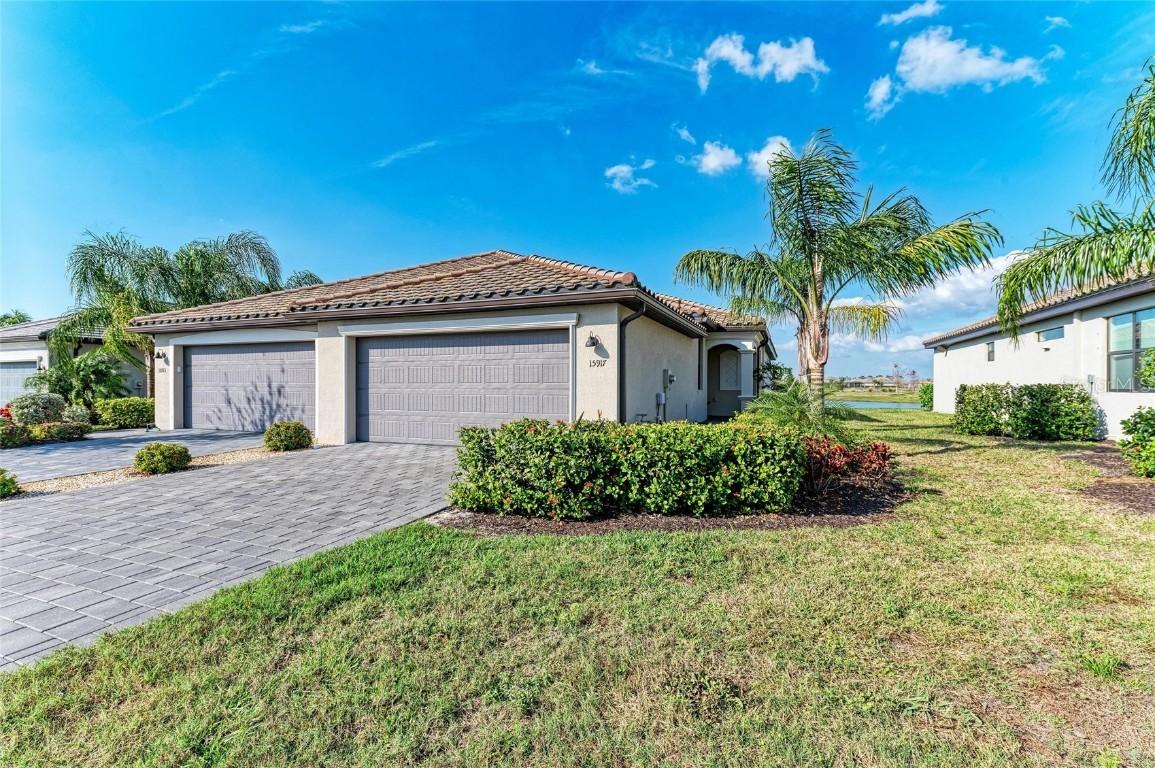15917 Clear Skies Pl., Lakewood Ranch, FL 34211