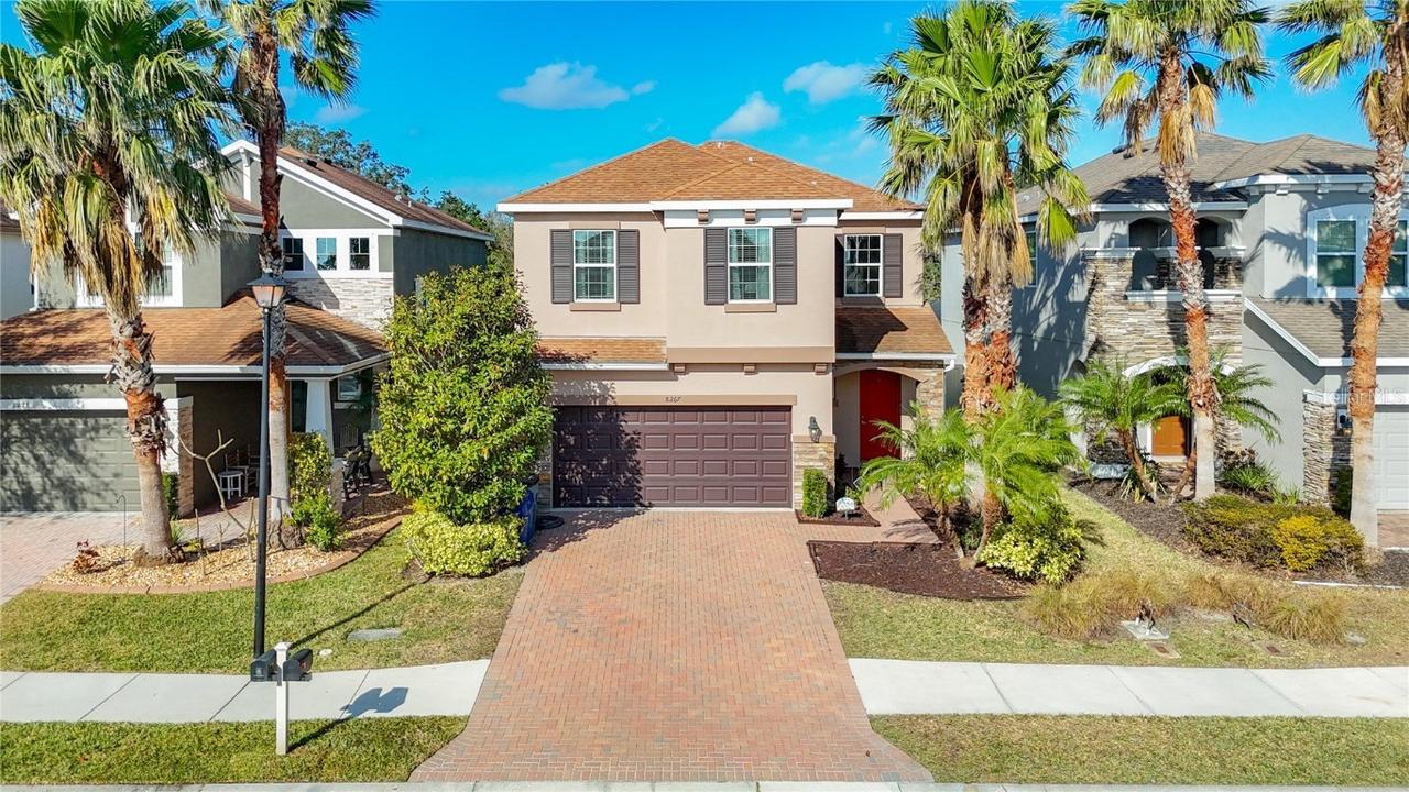 8267 Nandina Dr., Sarasota, FL 34240