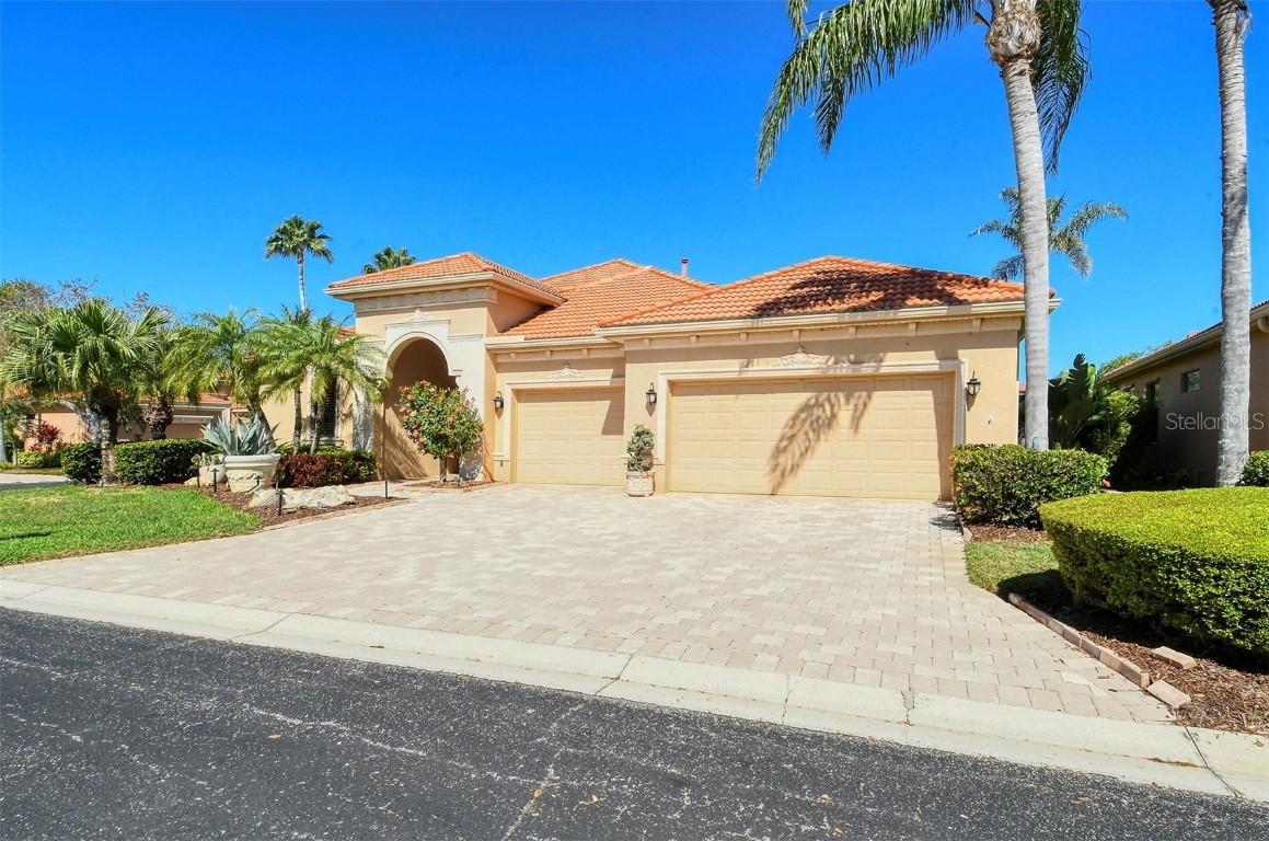 5118 Chateau Ct., Sarasota, FL 34238
