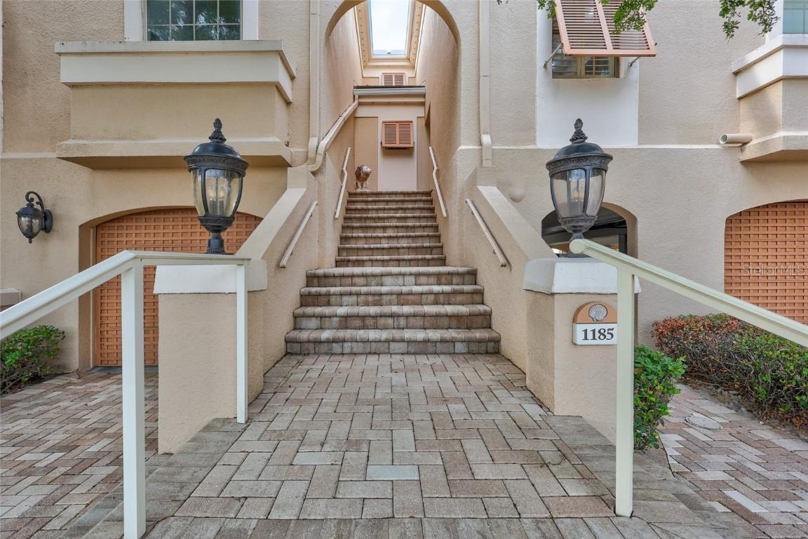 1185 Coquille St. #305, Sarasota, FL 34242