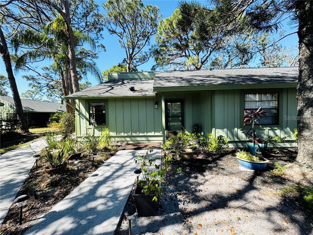 5036 Barrington Cir. #2401, Sarasota, FL 34234