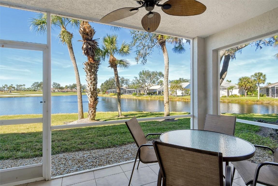 9300 Clubside Cir. #1107, Sarasota, FL 34238