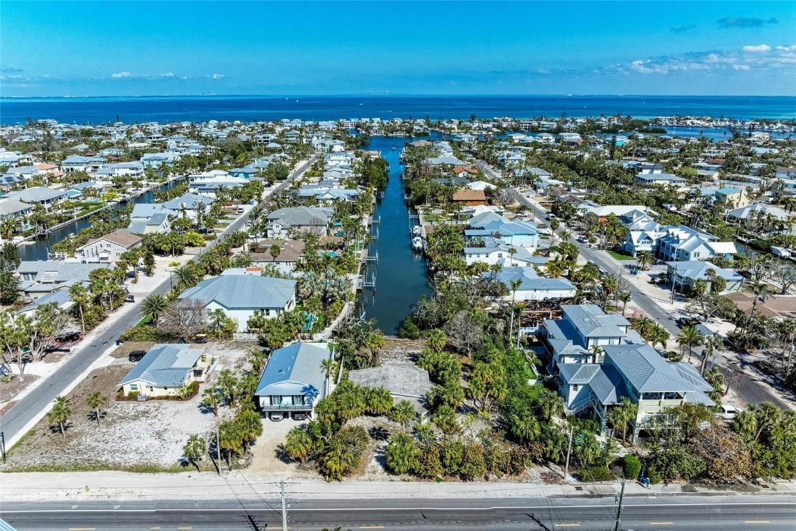 9205 Gulf Dr., Anna Maria, FL 34216