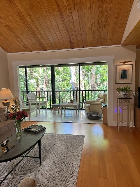 1677 Brookhouse Cir. #225, Sarasota, FL 34231