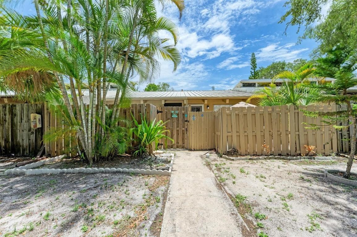 500 N Jefferson Ave. #C3, Sarasota, FL 34237