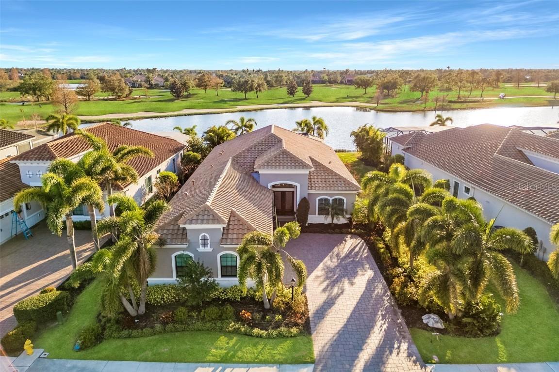 15326 Castle Park Ter., Lakewood Ranch, FL 34202