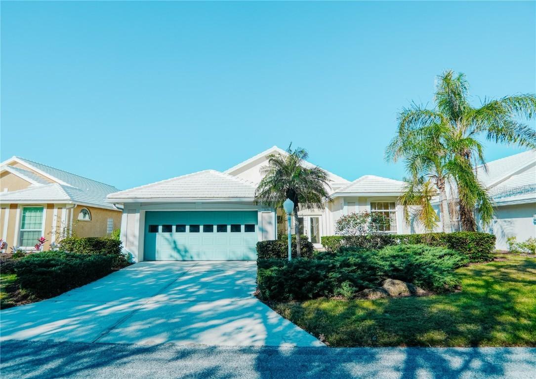 308 Bermuda Ct. #13, Venice, FL 34293