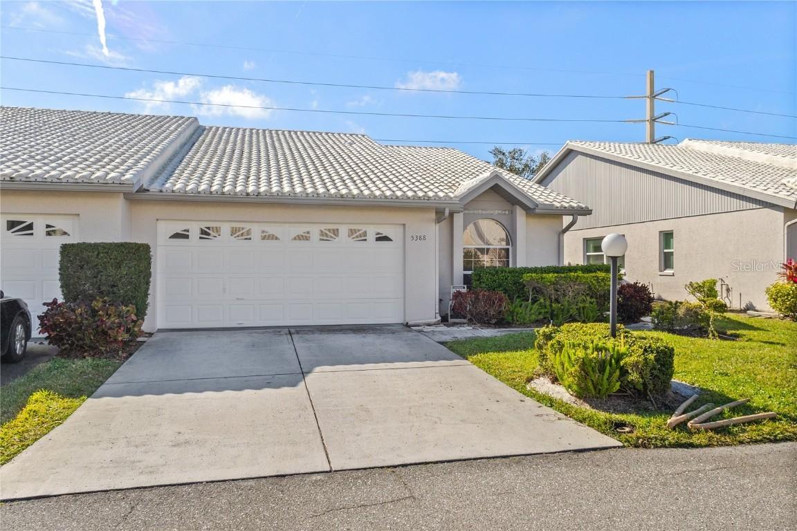 5388 Pamela Wood Way #8, Sarasota, FL 34233