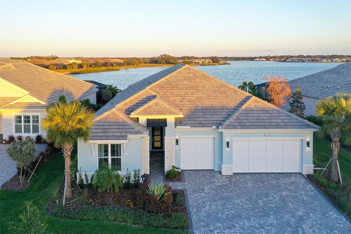 8063 Waterbend Tr., Sarasota, FL 34240