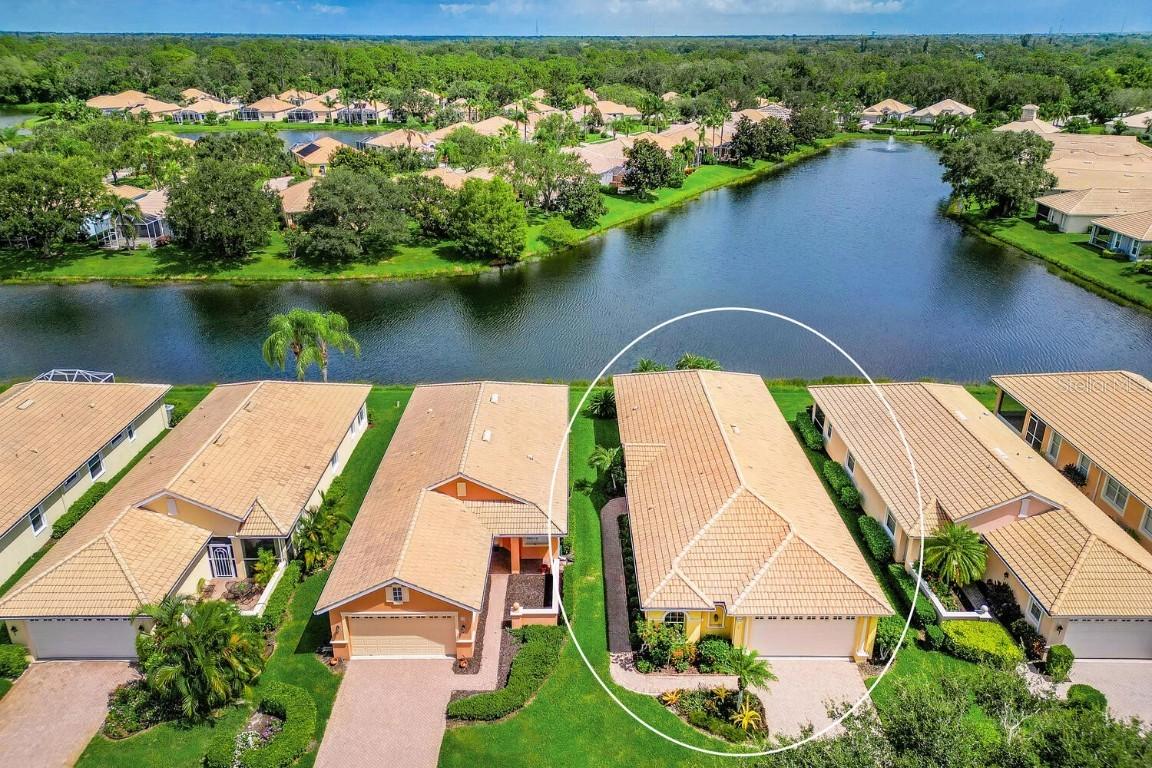 4244 Reflections Pkwy., Sarasota, FL 34233