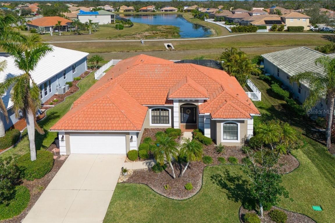 12823 Penguin Dr., Bradenton, FL 34212