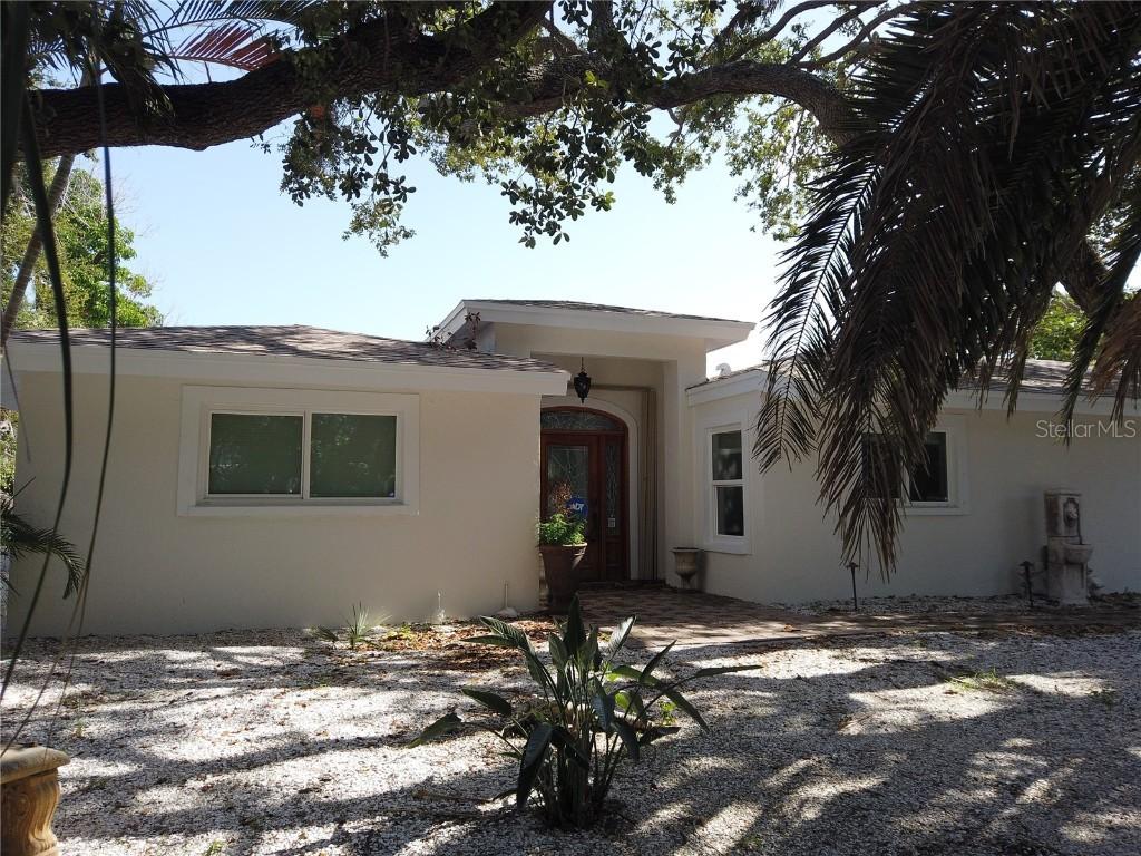 951 Contento St. St., Siesta Key, FL 34242
