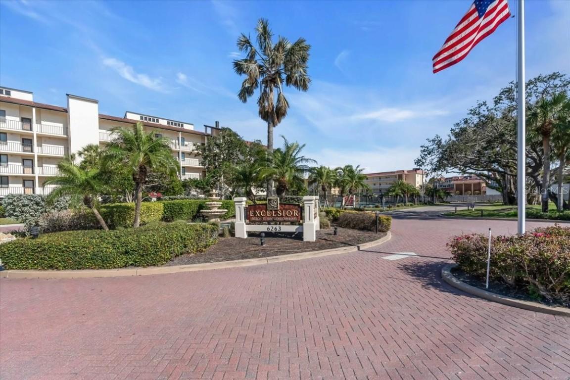 6263 Midnight Pass Rd. #105, Sarasota, FL 34242