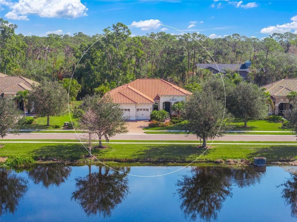 8248 Larkspur Cir., Sarasota, FL 34241