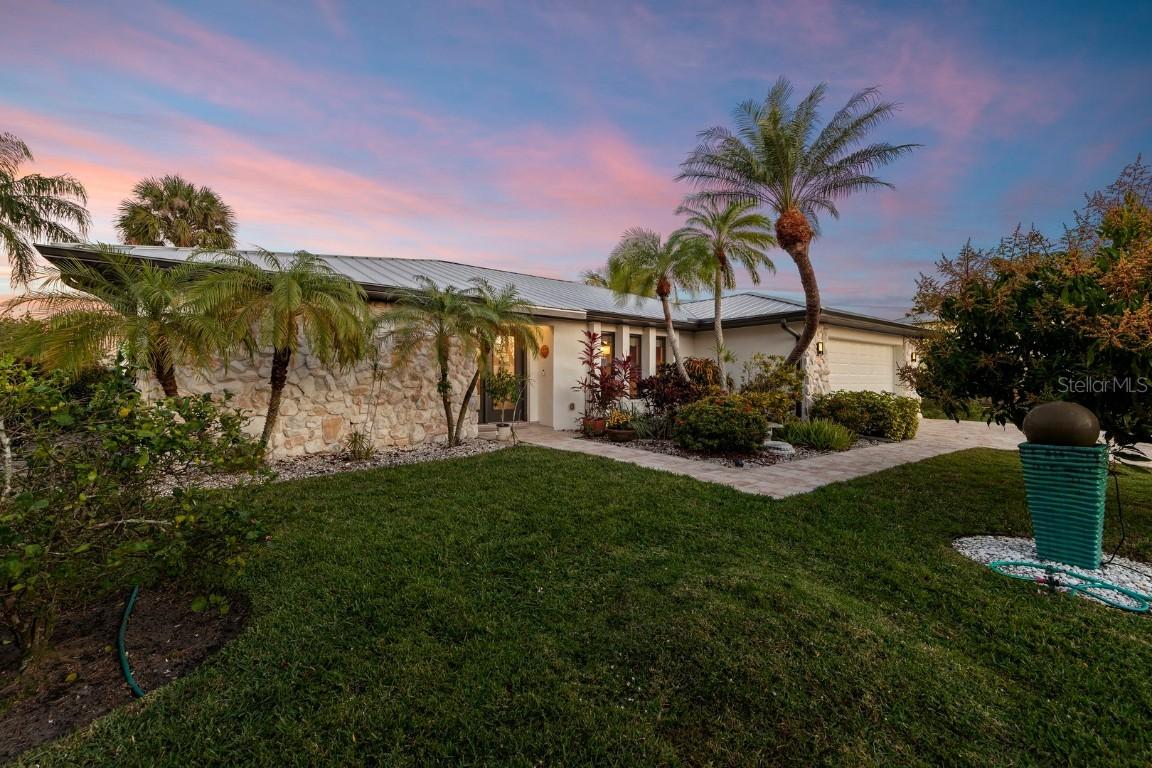 27141 Belle Rio Dr., Bonita Springs, FL 34135