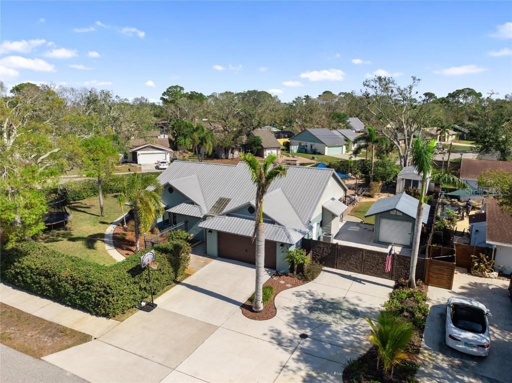3951 Palau Dr., Sarasota, FL 34241