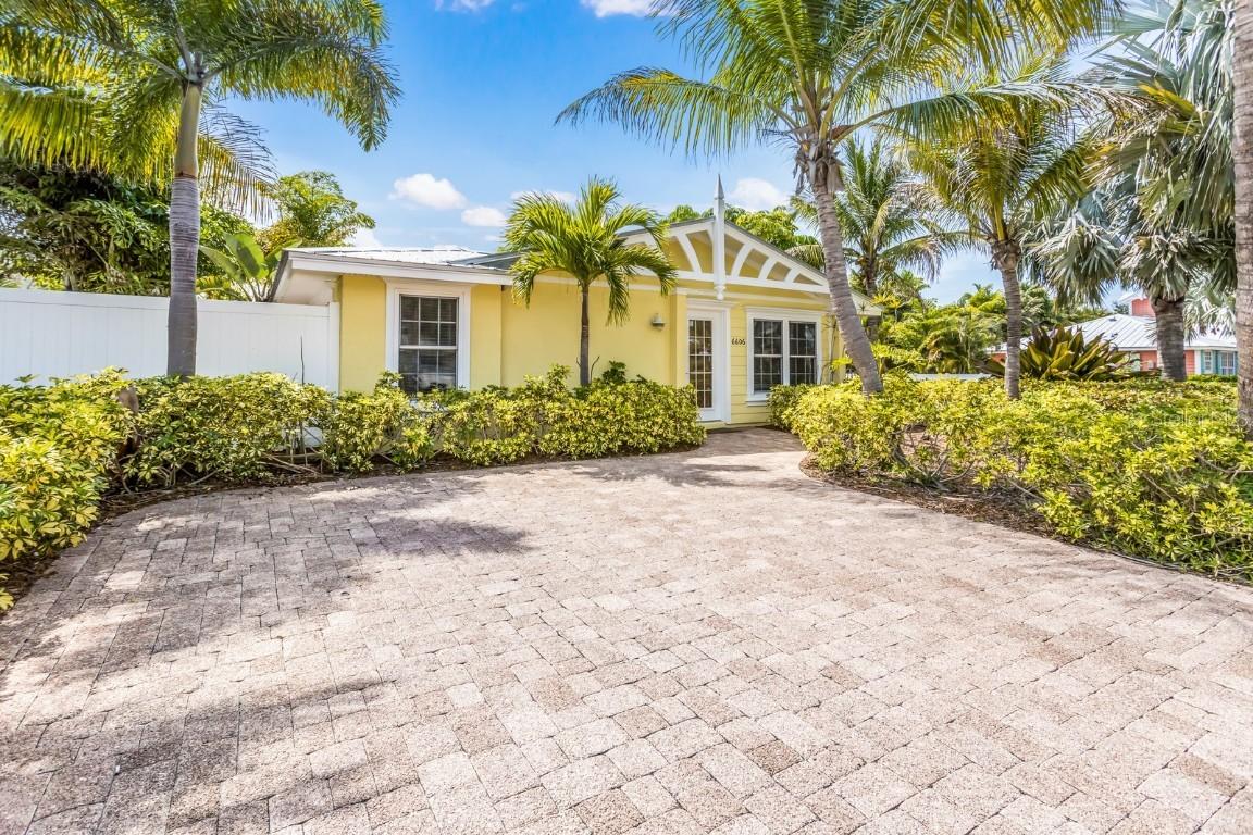 6606 Holmes Blvd. #3, Holmes Beach, FL 34217