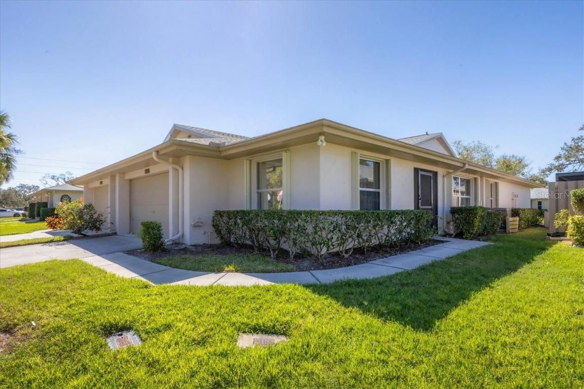 4338 Center Pointe Ln. #5, Sarasota, FL 34233