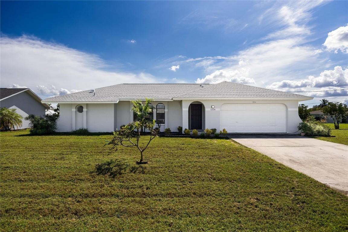 1304 SE 11th St., Cape Coral, FL 33990