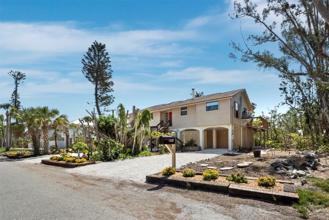 650 Penfield St., Longboat Key, FL 34228